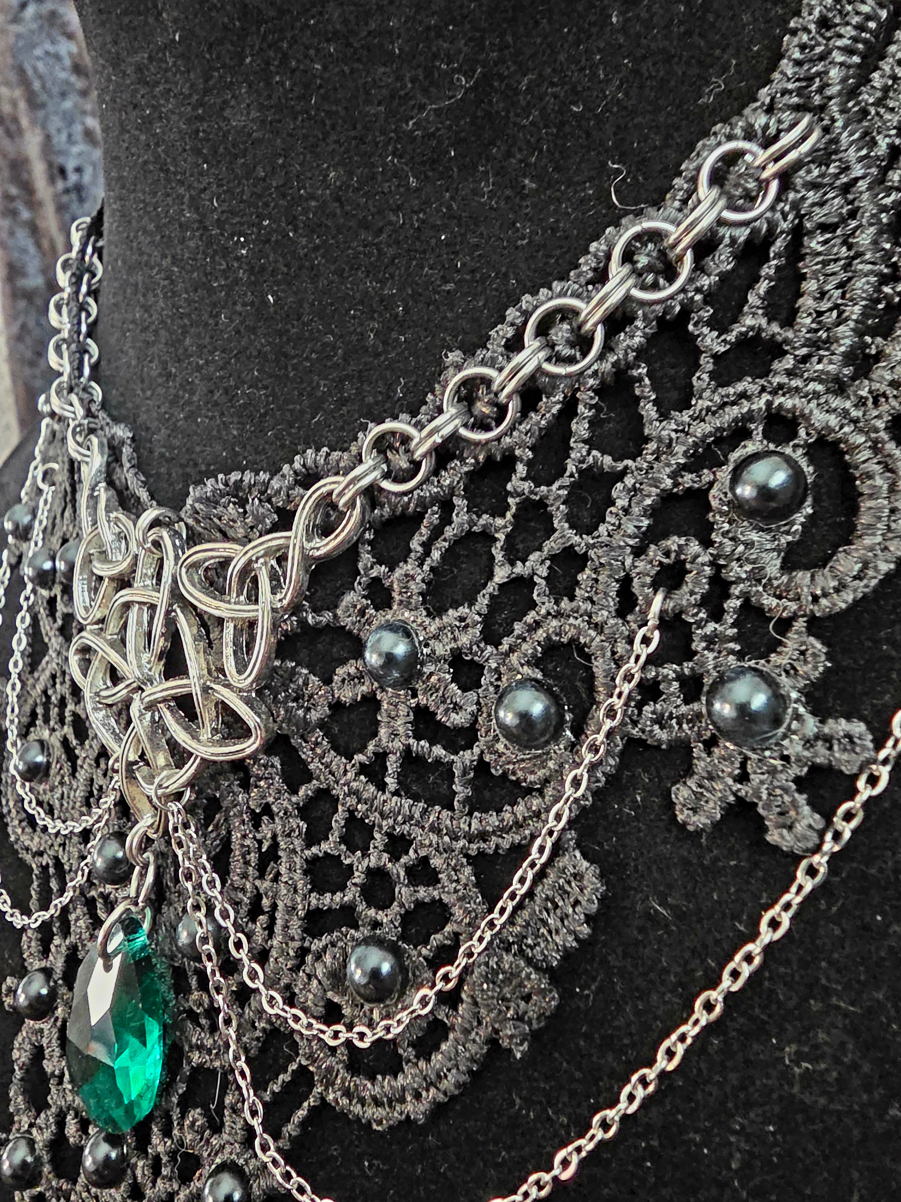 Lace and Chainmail Emerald Jeweled Choker
